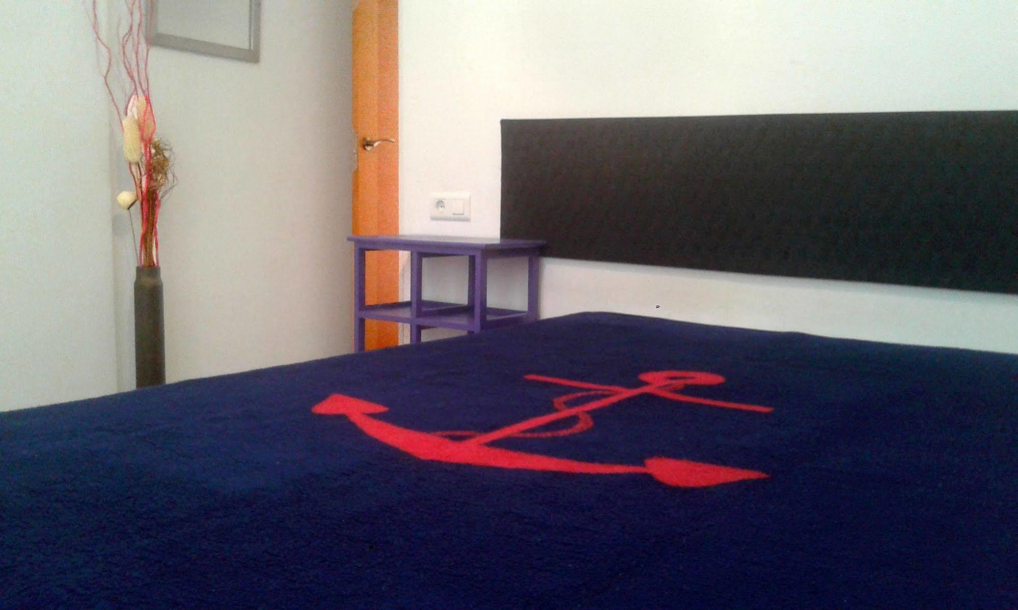 Apartamentos Gandia Centro 3000 Екстериор снимка